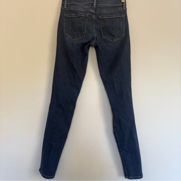 Frame Denim Le skinny de Jeanne in Larson Distressed Size: 25 - Picture 3 of 4